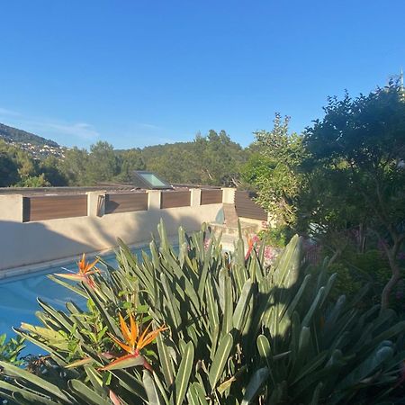 Joli Rez-De-Villa 80 M2 Proche Mer Carqueiranne Exterior photo